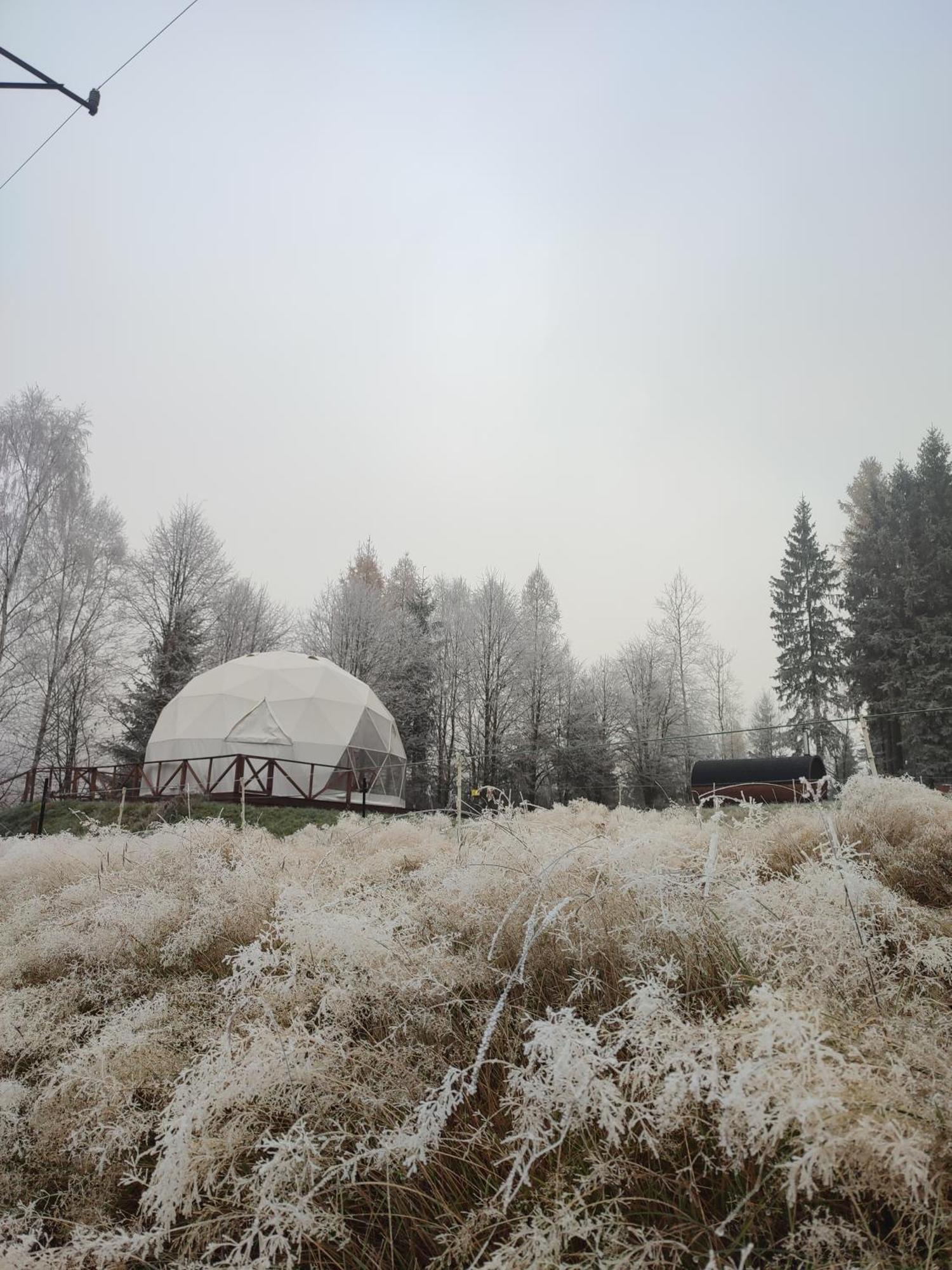 Forrest Glamp Hotel Mieroszow Exterior foto